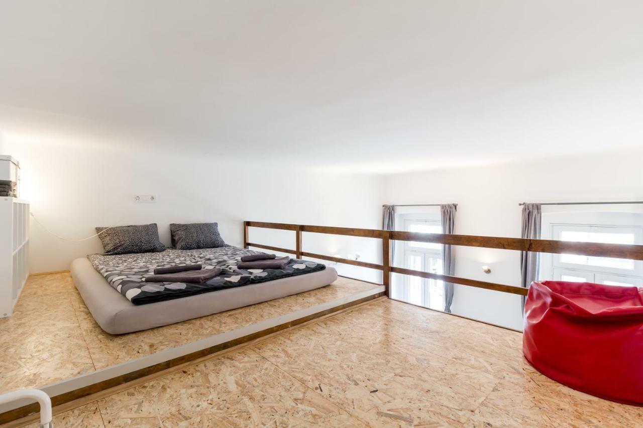 Flexible Selfcheckins 13 & 14 - Le Petit & Le Grand Zagreb - Centre - New - Apartments Repinc Exterior foto